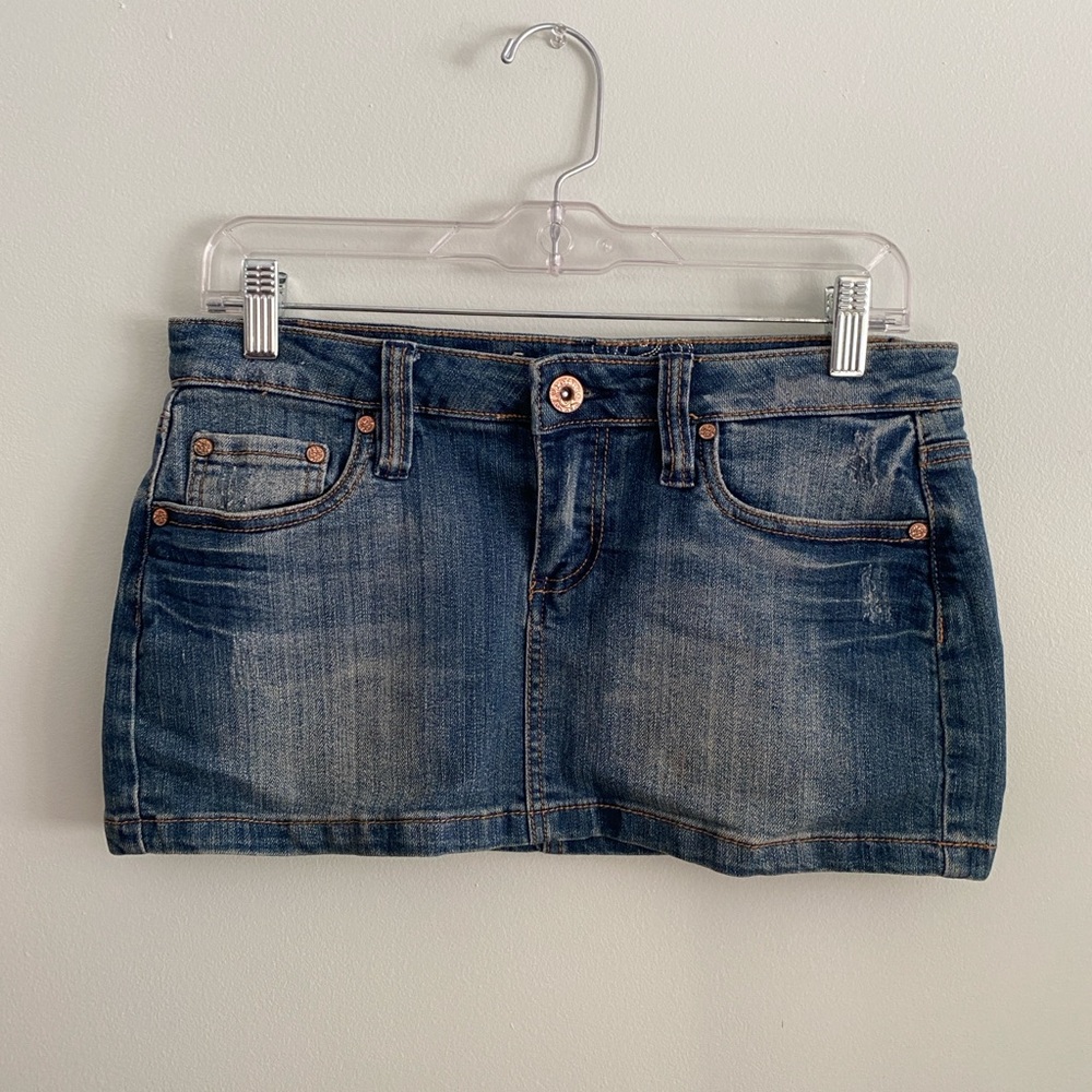 VINTAGE REFUGE Size 7 Mini Skirt